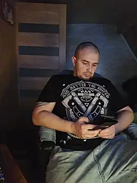 Snapshot of Foxyshaved chatting on 17, 2, 2026 Foxyshaved online show from 17, 2, 2026