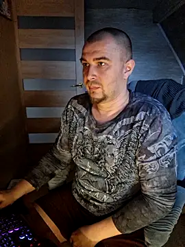 Foxyshaved online show from 17, 4, 2026