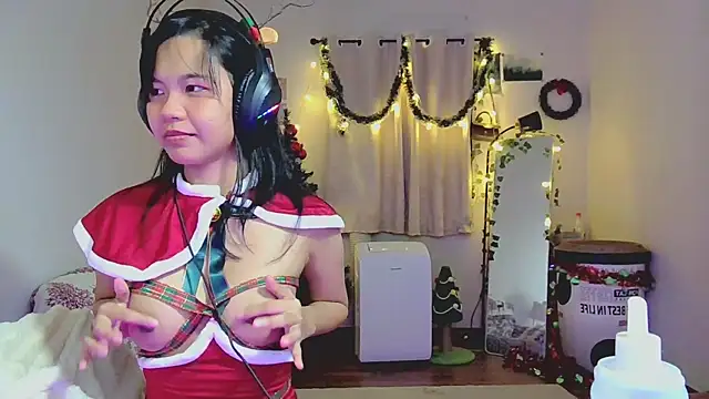 Snapshot of Kana_G chatting on 25, 12, 2024 Kana G online show from 25, 12, 2024