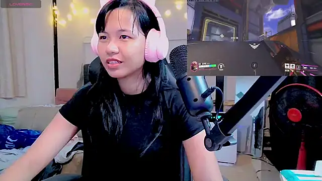 Snapshot of Kana_G chatting on 7, 2, 2025 Kana G online show from 7, 2, 2025