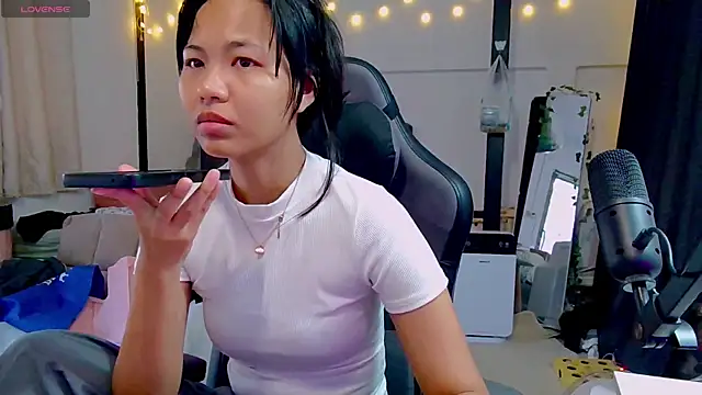 Snapshot of Kana_G chatting on 10, 2, 2025 Kana G online show from 10, 2, 2025