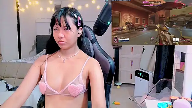 Snapshot of Kana_G chatting on 14, 2, 2025 Kana G online show from 14, 2, 2025