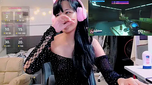 Snapshot of Kana_G chatting on 18, 2, 2025 Kana G online show from 18, 2, 2025