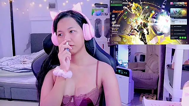 Snapshot of Kana_G chatting on 4, 3, 2025 Kana G online show from 4, 3, 2025