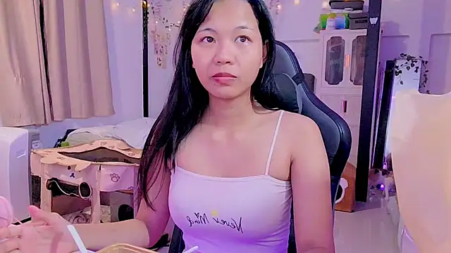 Snapshot of Kana_G chatting on 11, 3, 2025 Kana G online show from 11, 3, 2025