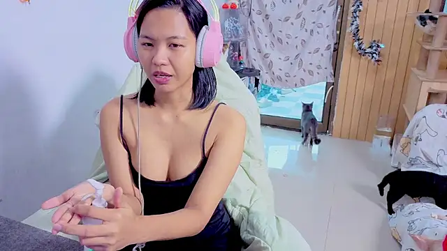 Snapshot of Kana_G chatting on 30, 10, 2025 Kana G online show from 30, 10, 2025