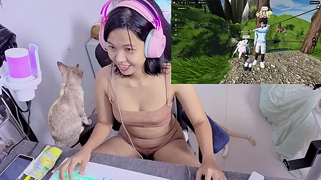 Snapshot of Kana_G chatting on 11, 11, 2025 Kana G online show from 11, 11, 2025