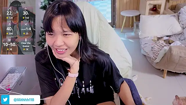 Snapshot of Kana_G chatting on 15, 12, 2025 Kana G online show from 15, 12, 2025