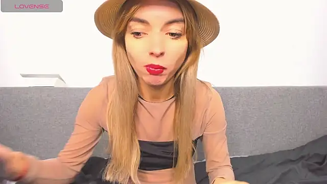 Snapshot of _ellen_meow_ chatting on 1, 12, 2024 ellen meow online show from 1, 12, 2024