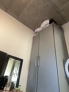 slimcateee online show from 9, 4, 2026