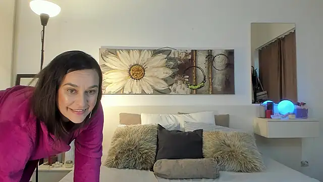 JoyCasidy online show from 3, 10, 2025