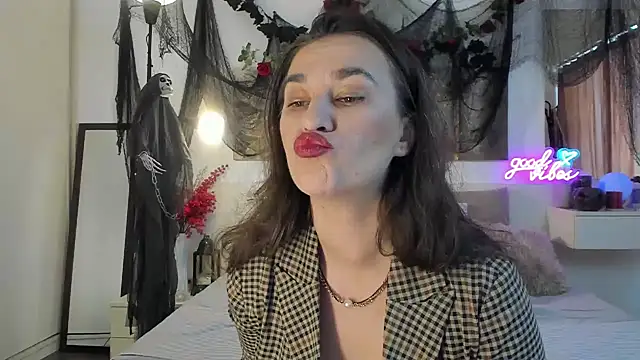 JoyCasidy online show from 17, 10, 2025