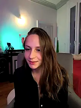 Snapshot of emma4xxx chatting on 28, 12, 2024 emma4xxx online show from 28, 12, 2024
