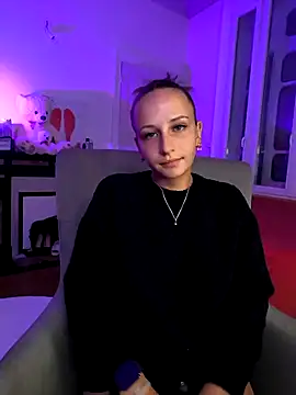 Snapshot of emma4xxx chatting on 14, 3, 2025 emma4xxx online show from 14, 3, 2025