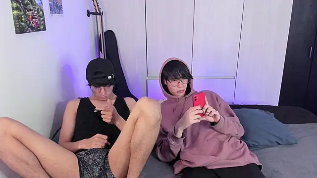 Aventure Twinks online show from 14, 12, 2024