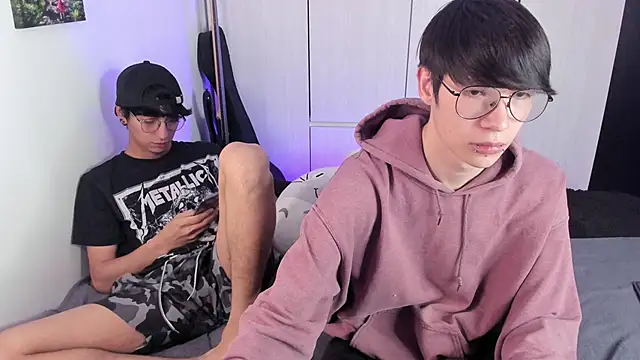 Aventure Twinks online show from 17, 12, 2024