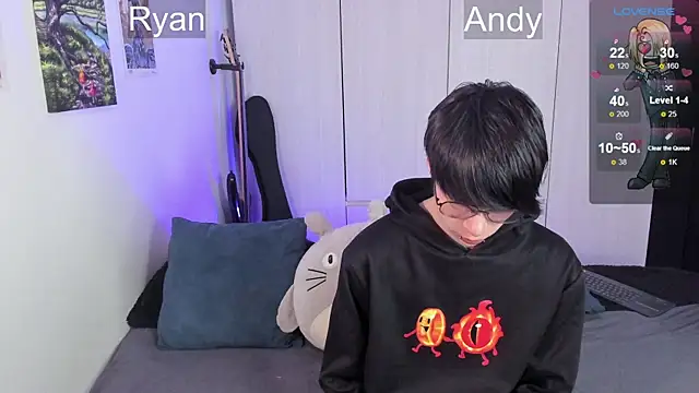 Aventure Twinks online show from 2, 1, 2025