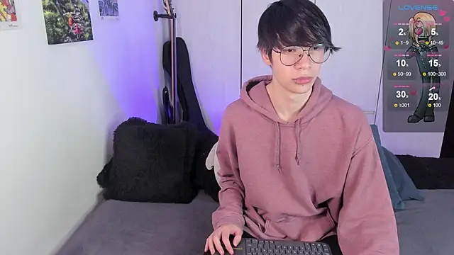 Aventure Twinks online show from 7, 1, 2025