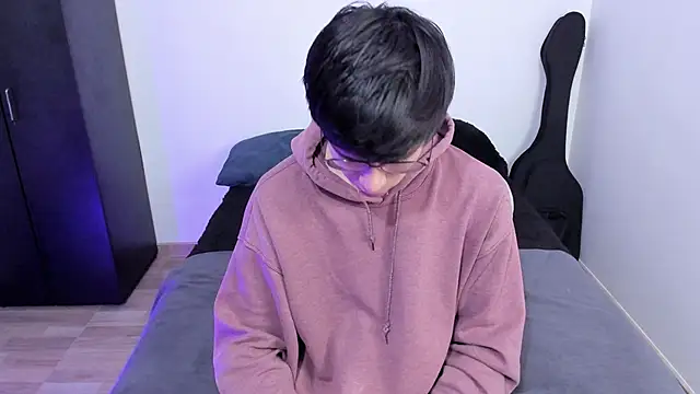 Aventure Twinks online show from 19, 3, 2025