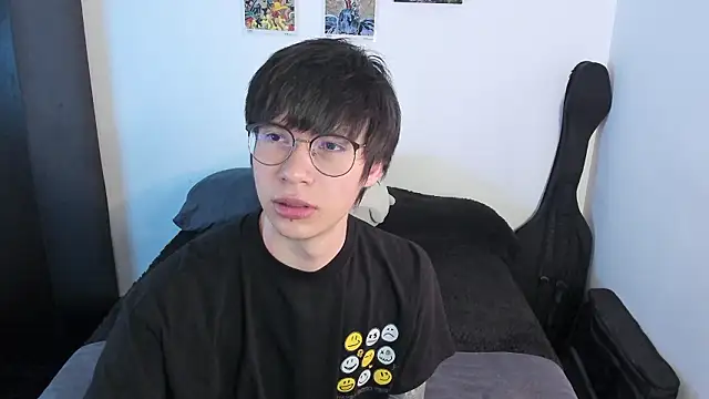 Snapshot of Aventure_Twinks chatting on 26, 3, 2026 Aventure Twinks online show from 26, 3, 2026