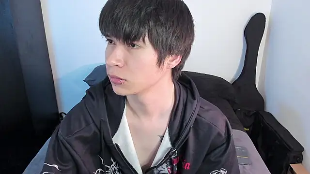 Snapshot of Aventure_Twinks chatting on 29, 3, 2026 Aventure Twinks online show from 29, 3, 2026