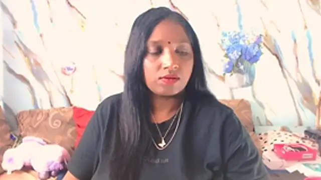 Snapshot of Indian_tracy chatting on 7, 4, 2026 Indian tracy online show from 7, 4, 2026