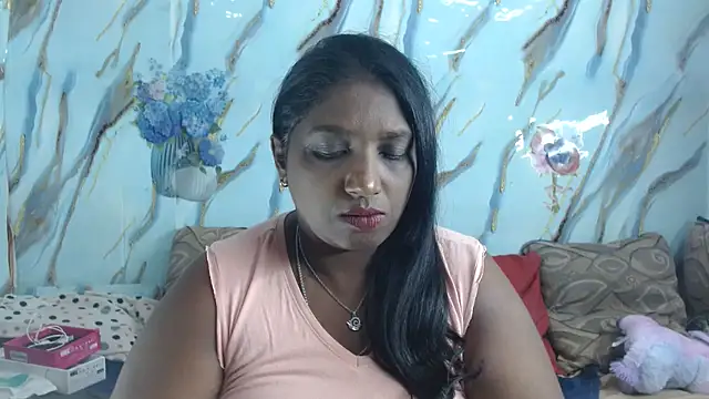 Snapshot of Indian_tracy chatting on 23, 4, 2026 Indian tracy online show from 23, 4, 2026