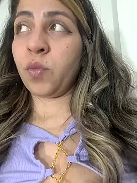 Rose Gang online show from 1, 1, 2025