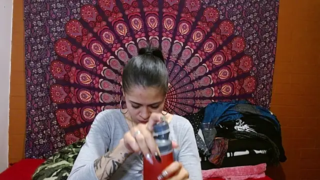 Snapshot of AbbySccott chatting on 22, 4, 2026 AbbySccott online show from 22, 4, 2026