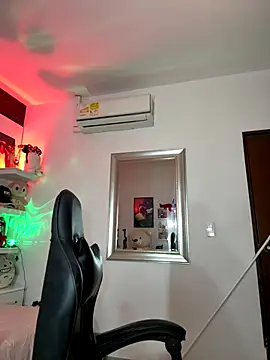 ZarahEvans online show from 25, 11, 2025