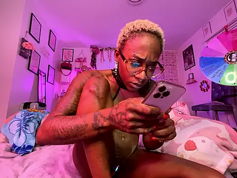 Snapshot of VixenCapri chatting on 11, 1, 2026 VixenCapri online show from 11, 1, 2026