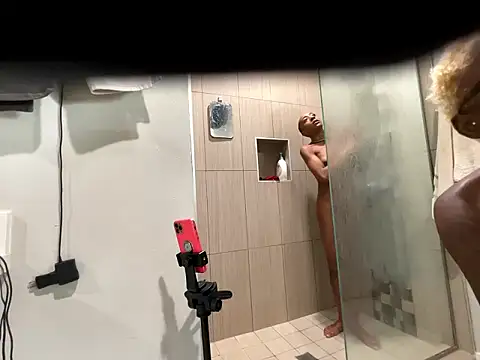 Snapshot of VixenCapri chatting on 18, 1, 2026 VixenCapri online show from 18, 1, 2026