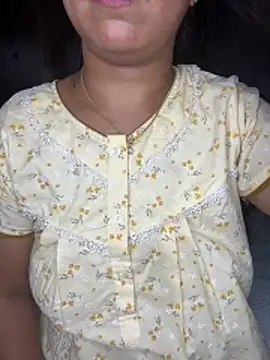 Snapshot of kannadatelugugirl chatting on 28, 3, 2026 kannadatelugugirl online show from 28, 3, 2026