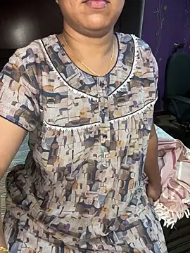 Snapshot of kannadatelugugirl chatting on 9, 4, 2026 kannadatelugugirl online show from 9, 4, 2026