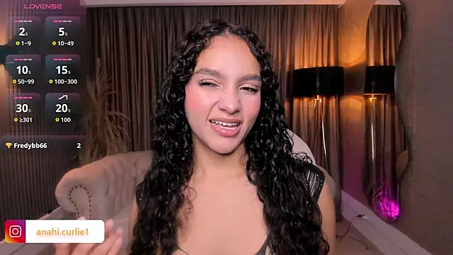 Snapshot of anahi_curlie1 chatting on 8, 6, 2026 anahi curlie1 online show from 8, 6, 2026