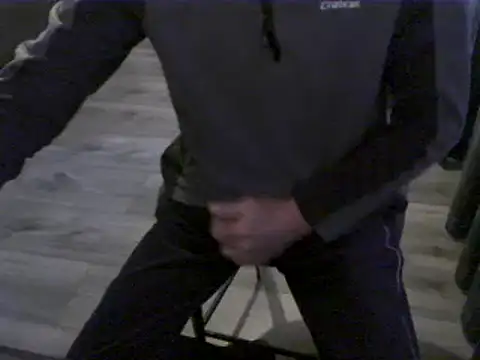 Snapshot of hornyman18cm39 chatting on 27, 4, 2026 hornyman18cm39 online show from 27, 4, 2026