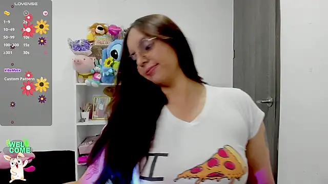 Snapshot of Valery7rose_ chatting on 4, 7, 2026 Valery7rose online show from 4, 7, 2026