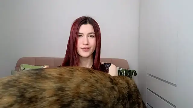 AliciaNewell online show from 9, 10, 2025