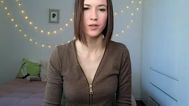AliciaNewell online show from 11, 7, 2026