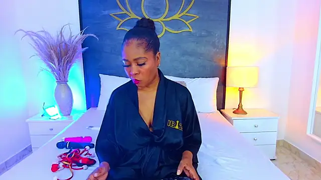 AlisonTravis online show from 27, 6, 2026