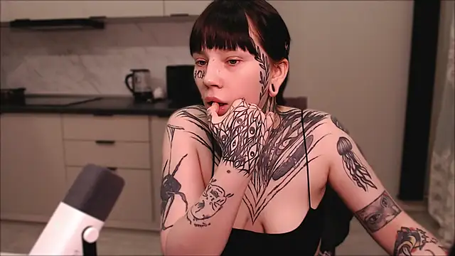 tradishka online show from 28, 2, 2025