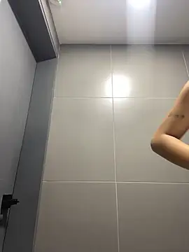 Snapshot of Emilia_Bakerr chatting on 2, 12, 2024 Emilia Bakerr online show from 2, 12, 2024