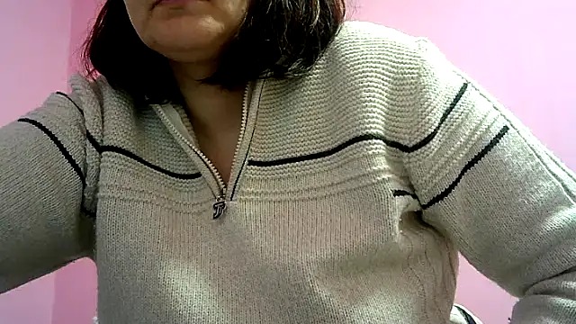 Snapshot of Lucinka1 chatting on 16, 12, 2024 Lucinka1 online show from 16, 12, 2024