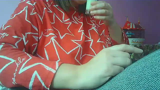 Snapshot of Lucinka1 chatting on 4, 1, 2025 Lucinka1 online show from 4, 1, 2025