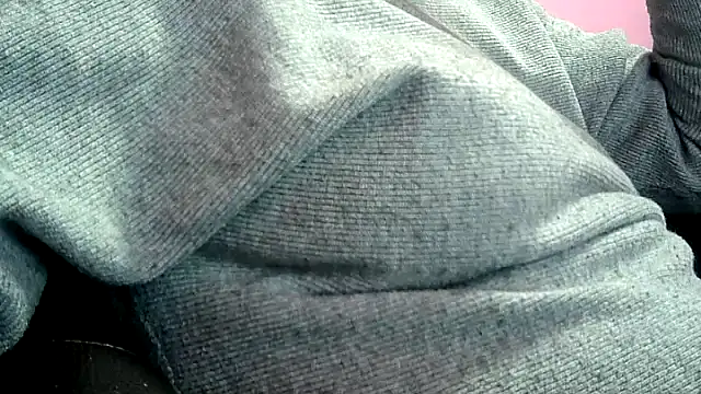 Snapshot of Lucinka1 chatting on 6, 1, 2025 Lucinka1 online show from 6, 1, 2025