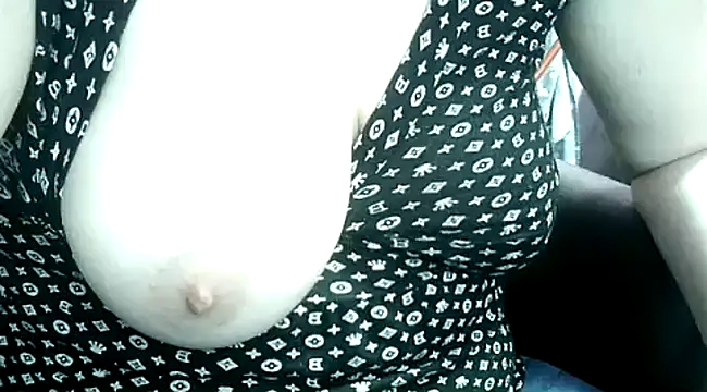 Snapshot of Lucinka1 chatting on 15, 1, 2025 Lucinka1 online show from 15, 1, 2025