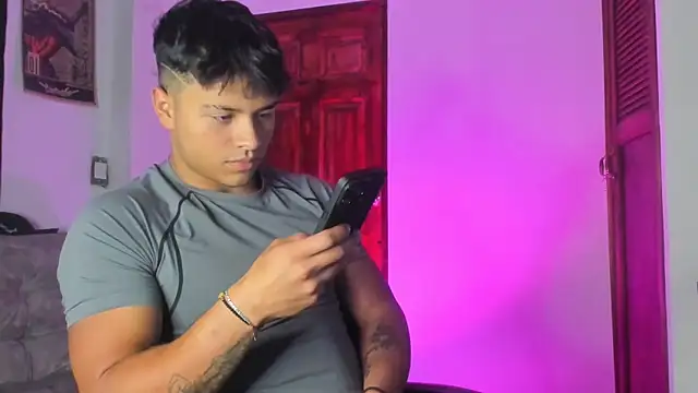 Dominic Biker   online show from 17, 4, 2026