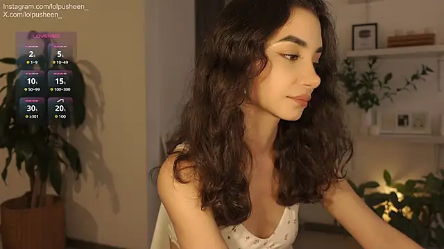 Snapshot of JulietteDee chatting on 1, 4, 2026 JulietteDee online show from 1, 4, 2026