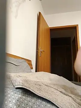 noidentiti online show from 28, 2, 2025