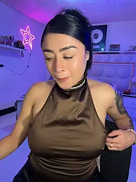 lucianaroy online show from 18, 4, 2026